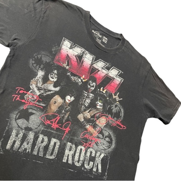 Closing Sale - Vintage Kiss x Hard Rock Cafe Short Sleeve Tee - Picture 3 of 4